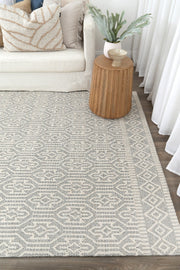 Wamberal Geometric Light Grey Wool Rug