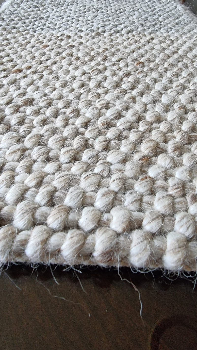 Wool berg Solid Table Runner