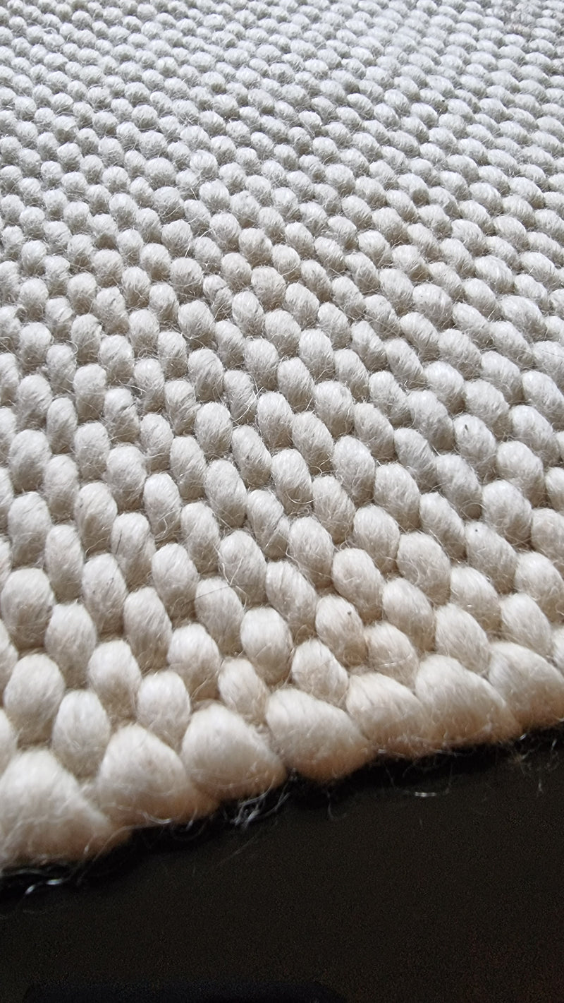 Wool Drop Table Runner