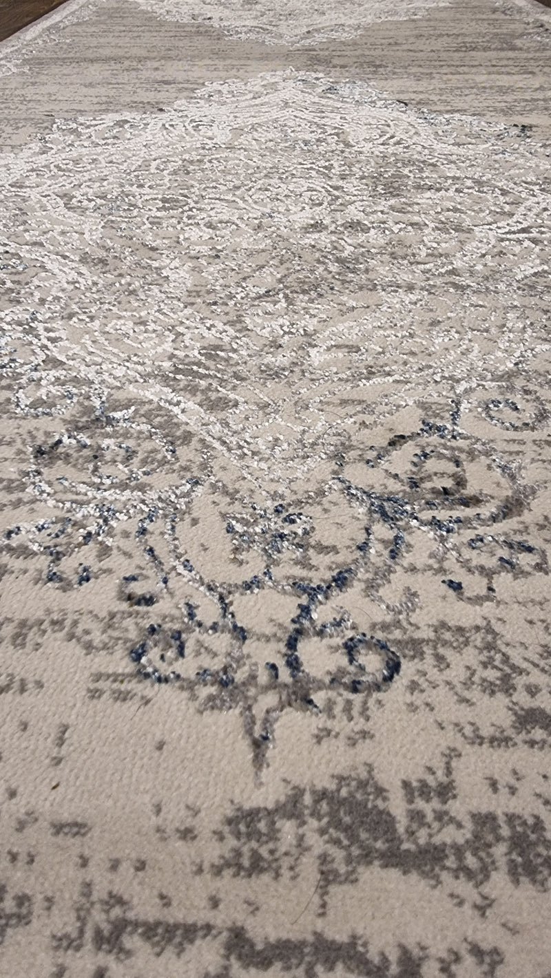 Glamor Beauty Light Grey Runner Rug