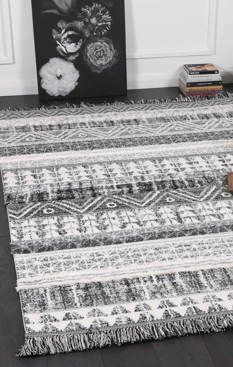 Smut Tribal Lines Cream Rug