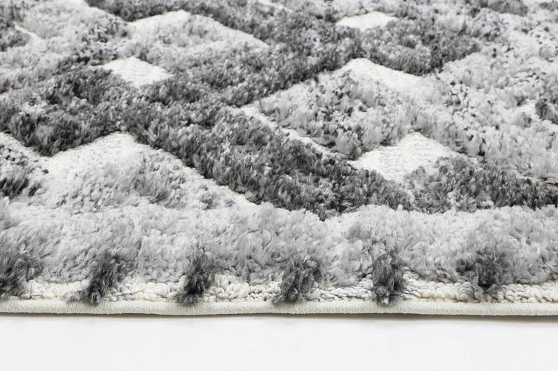 Smut Tribal Carved Lines Cream Rug