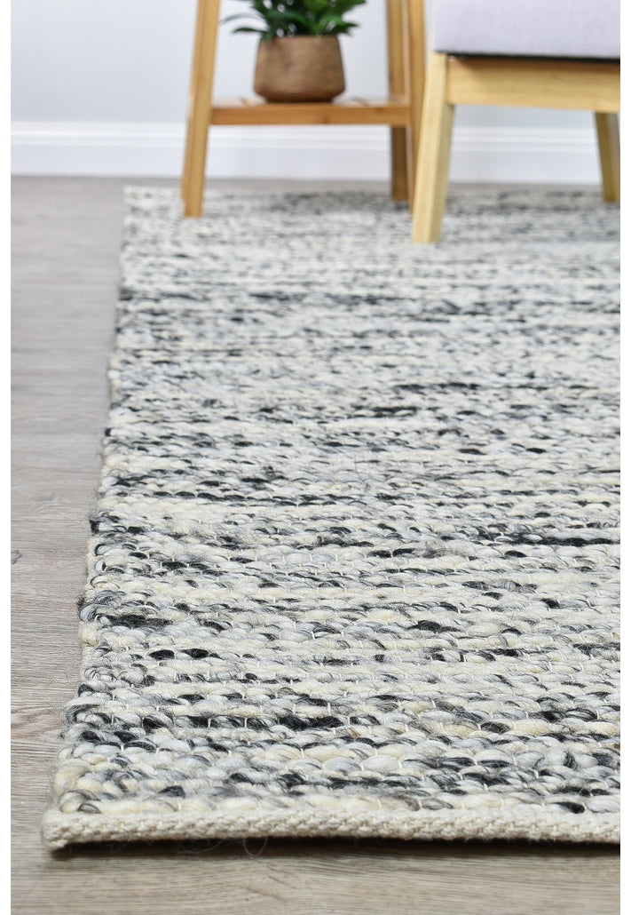 Lilian Ivory Black Rug