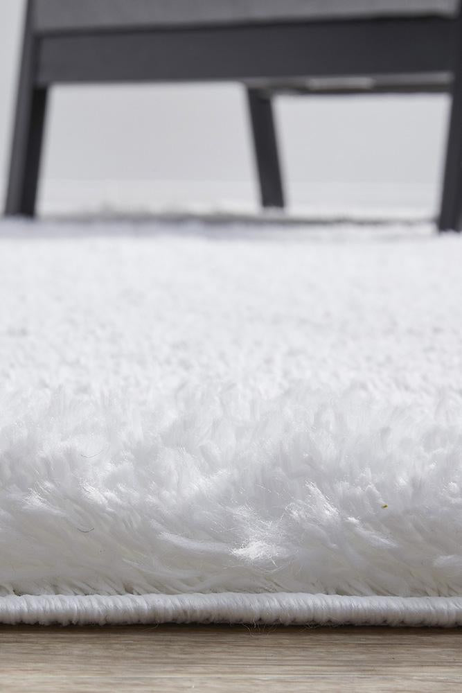 Essence White Rug