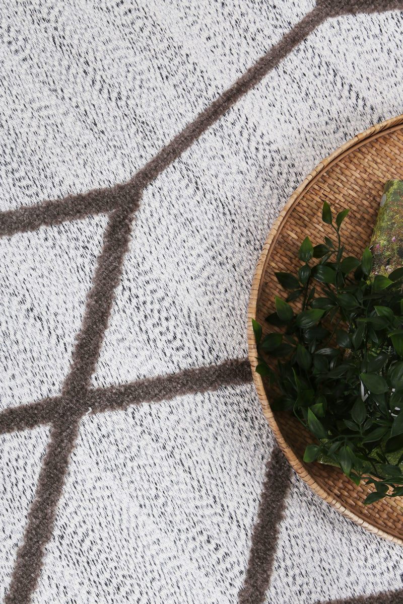 Aresa Cream Beige Diamond Rug