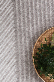 Aresa Cream Grey Geometric Striped Rug