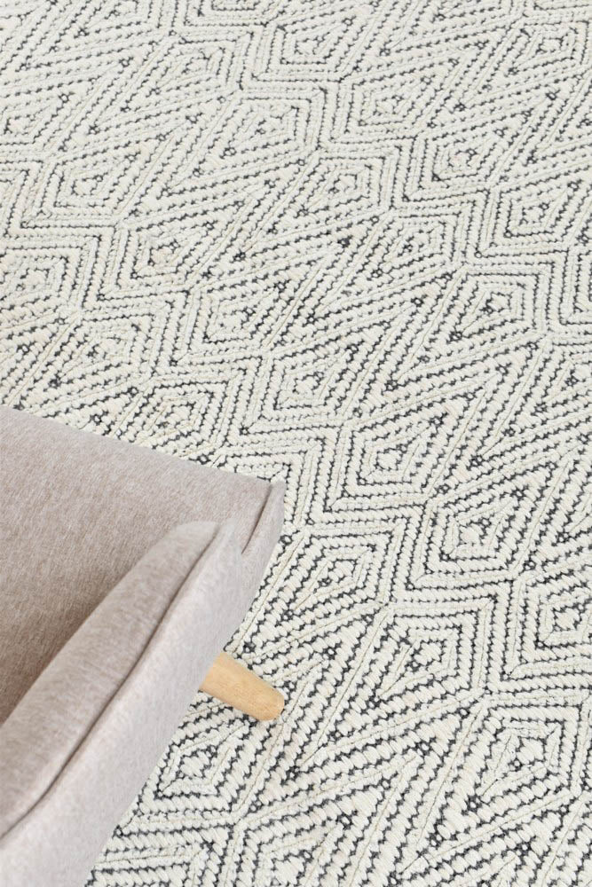 Dolomite Ivory Rug