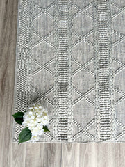 Artistic Guru Spotted Grey Rug