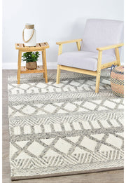 Acdian White Silver Rug