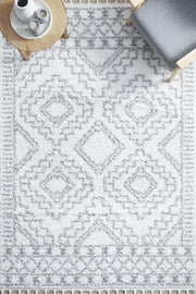 Casualness Moorish White Rug