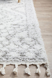 Casualness Moorish White Rug