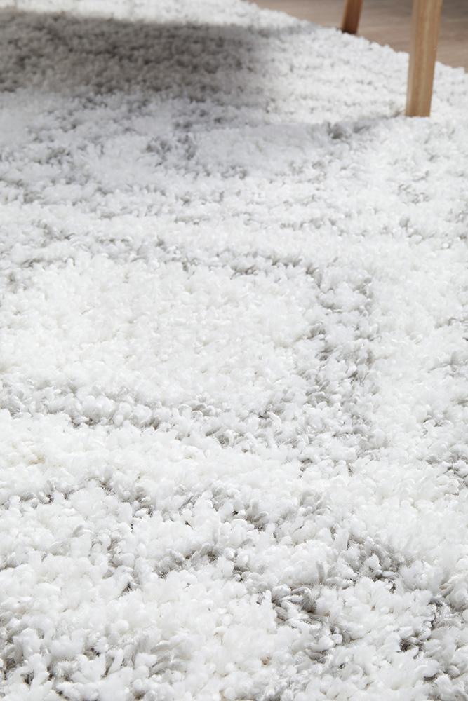 Casualness Moorish White Rug