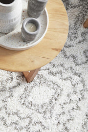 Casualness Moorish White Rug