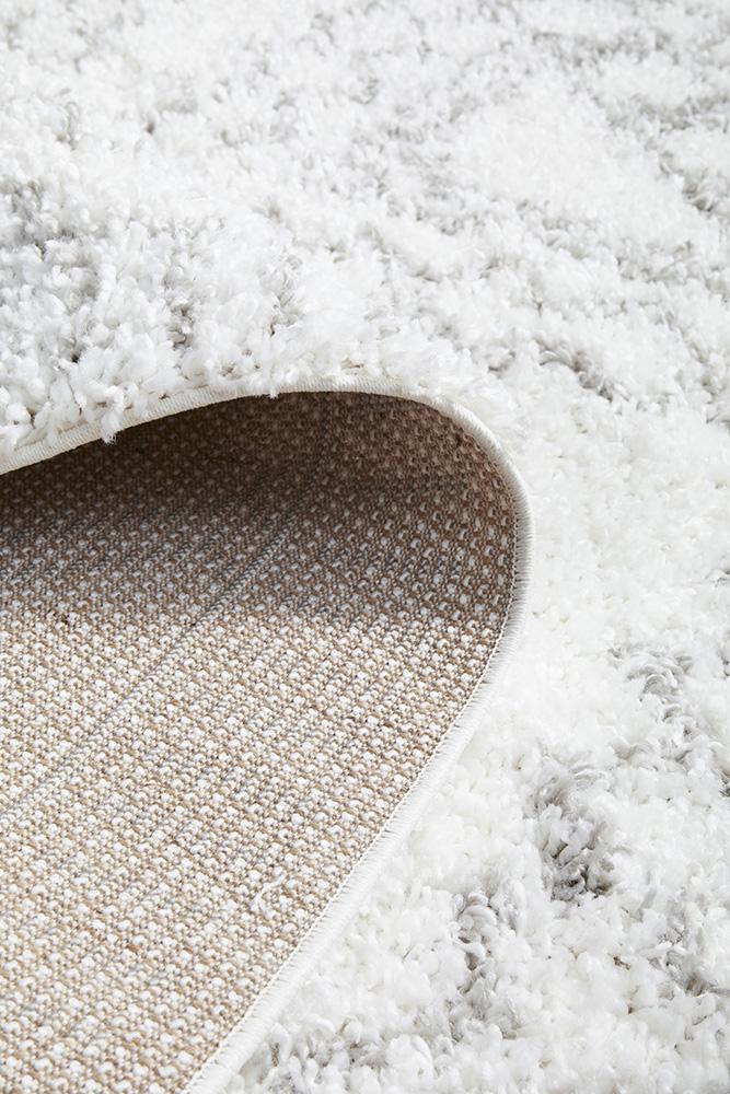 Casualness Moorish White Rug