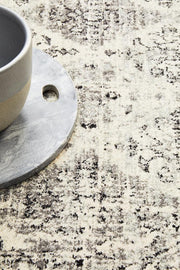 Rhythmic Clear Grey Round Rug