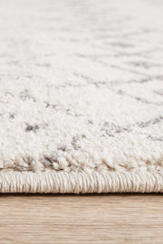 Miter Inozu Silver Runner Rug