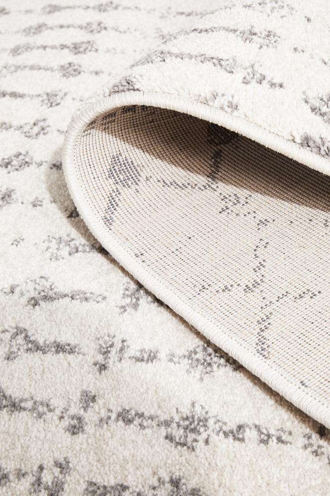 Miter Inozu Silver Runner Rug