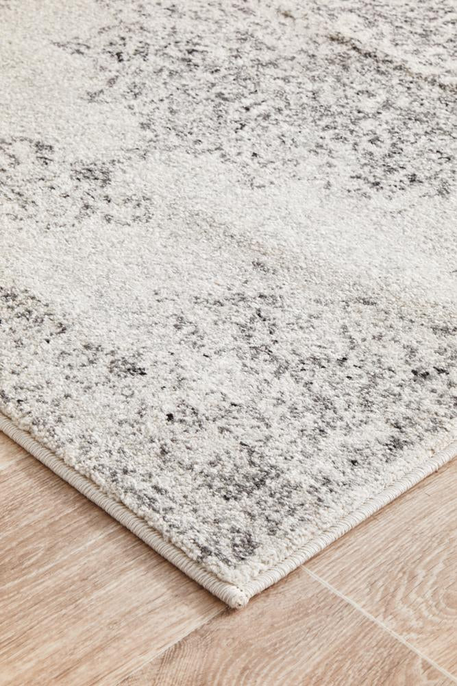 Miter Simena Silver Runner Rug