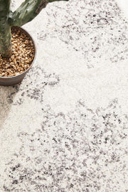 Miter Simena Silver Runner Rug