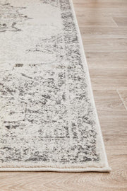 Miter Simena Silver Rug