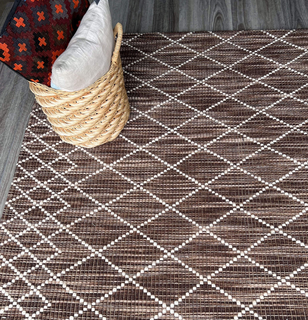 Puzzle Chocolate Rug — SydneyRugsOnline