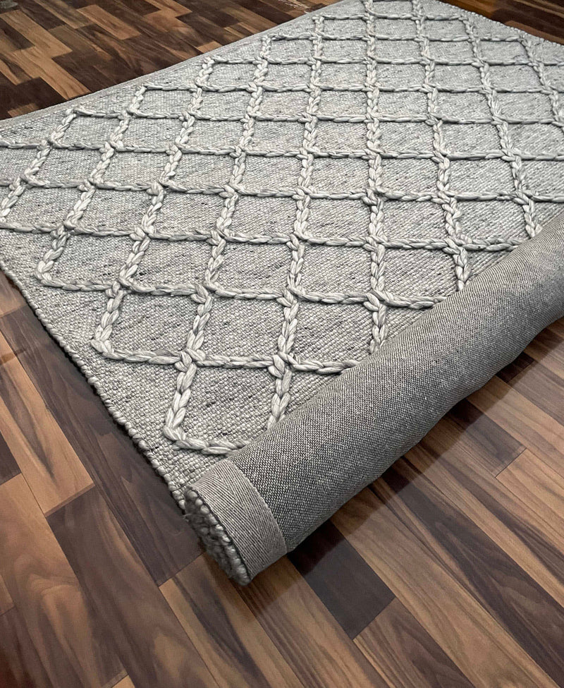 Ornament Spotted Grey Rug