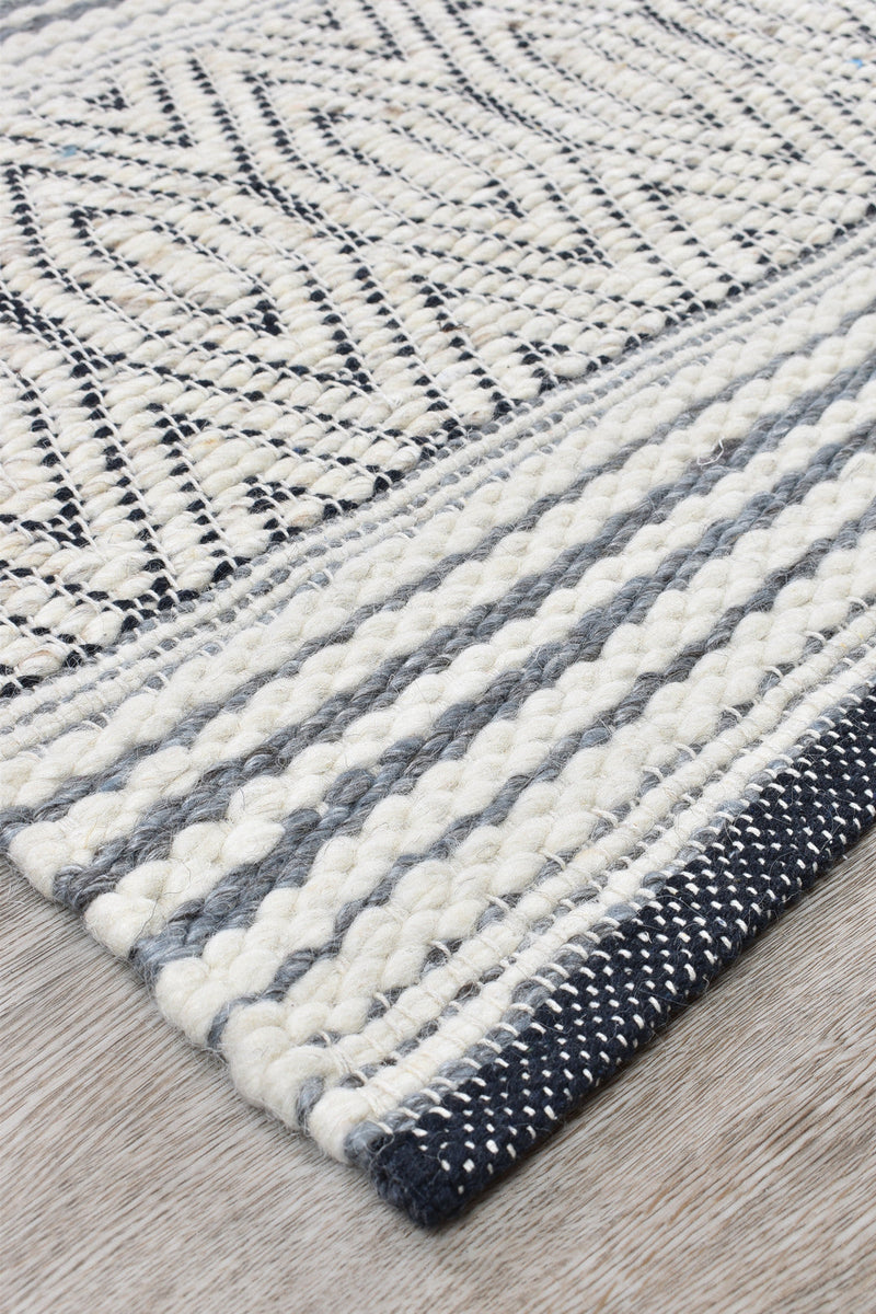Atlantic Wool Cream Black Rug