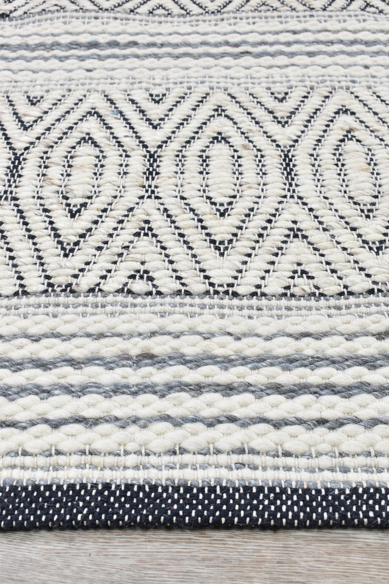 Atlantic Wool Cream Black Rug