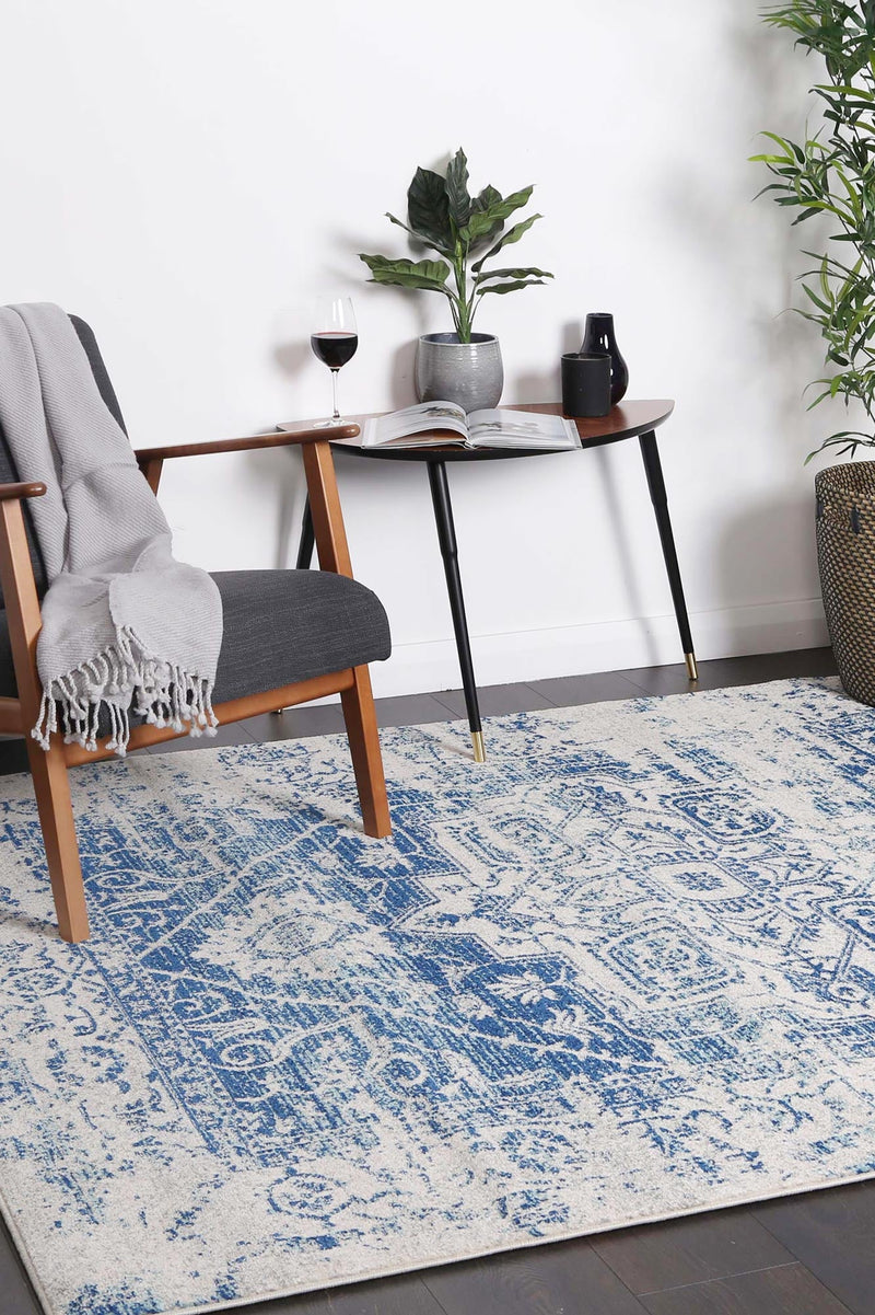 Graceful Audrey Ivory Navy Rug