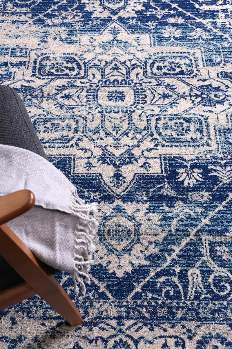 Graceful Audrey Ivory Navy Rug