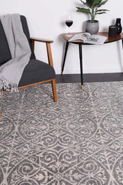 Graceful Katherine Grey Ivory Rug