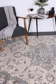 Graceful Madeleine Grey Ivory Rug