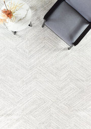 Scandinavian Shaggy Natural Wave Rug