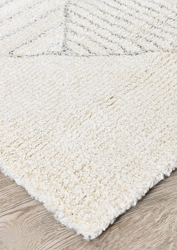 Scandinavian Shaggy Pebble Natural Rug