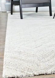 Scandinavian Shaggy Natural Wave Rug