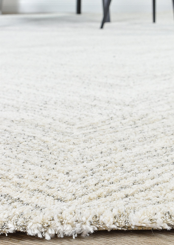 Scandinavian Shaggy Natural Wave Rug