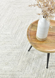 Scandinavian Shaggy Natural Wave Rug