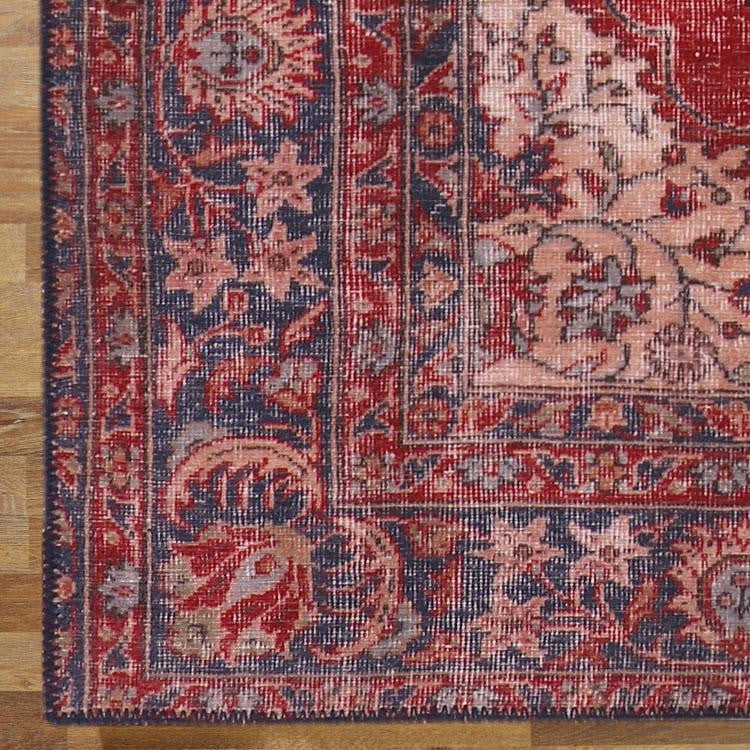 Divan Davenport Red Runner Rug