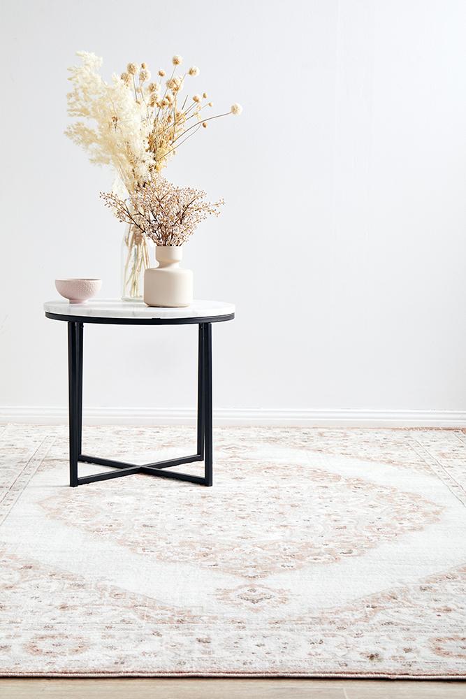 Emotion Toss Peach Rug