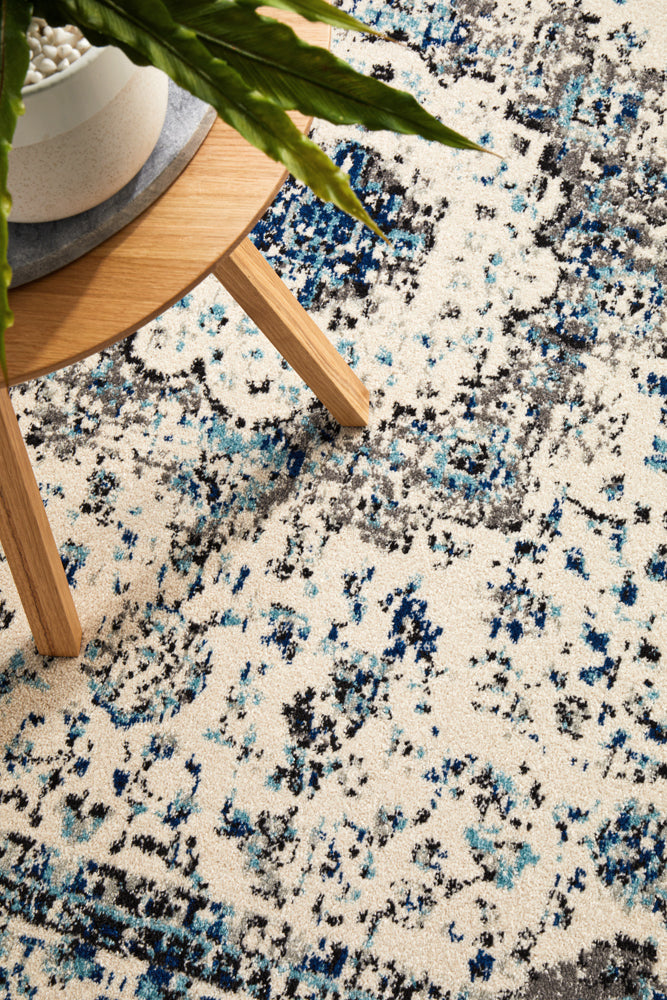 Summon Mist White Transitional Rug