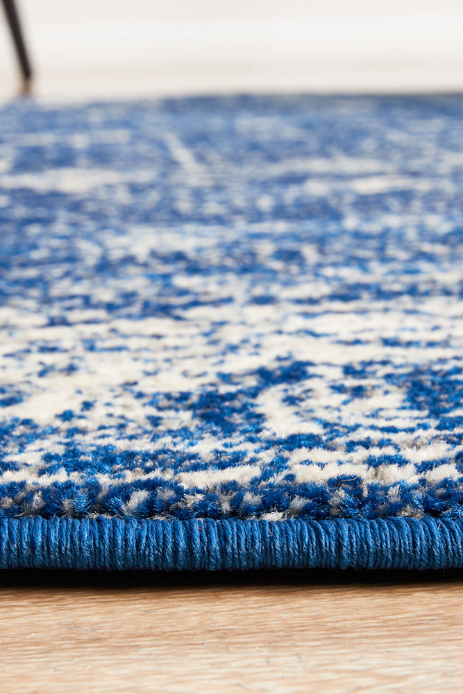 Summon Oasis Navy Transitional Round Rug