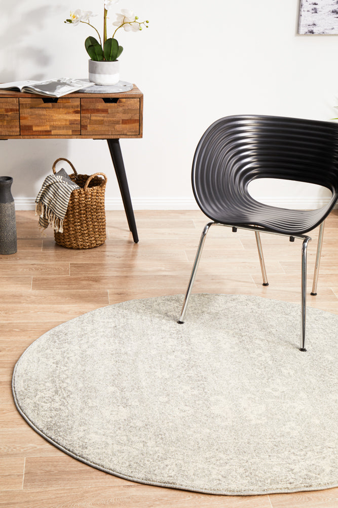 Summon Shine Silver Transitional Round Rug