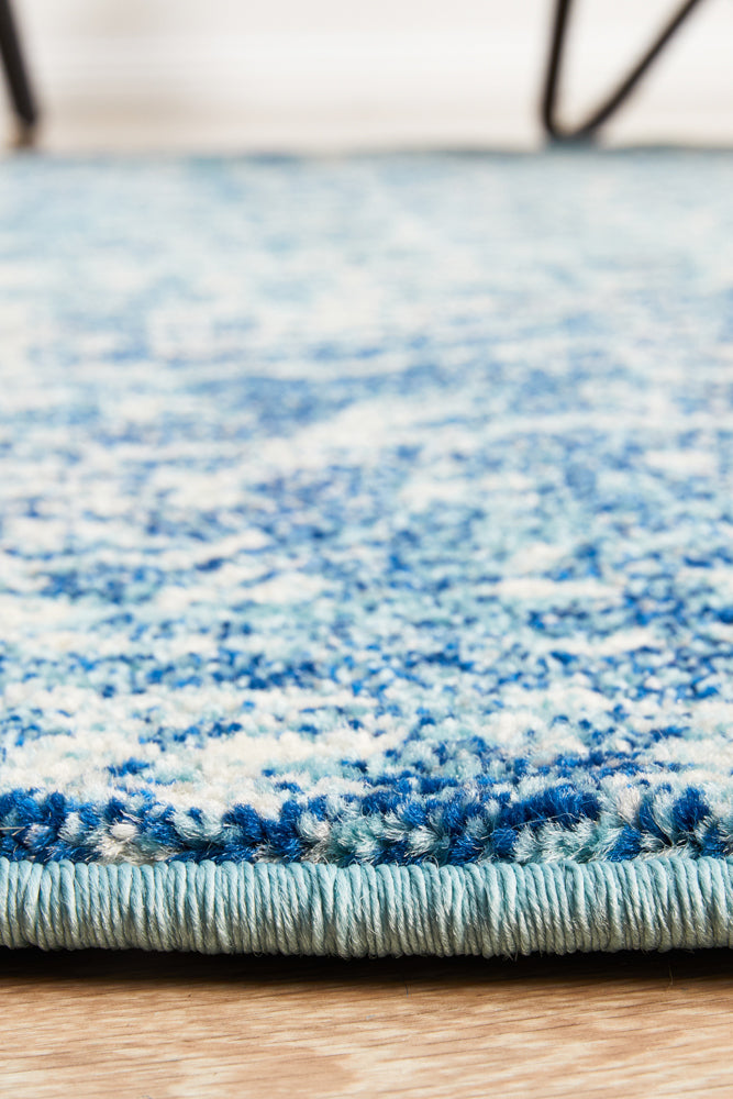 Summon Muse Blue Transitional Round Rug