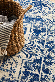 Summon Horizon White Navy Transitional Round Rug