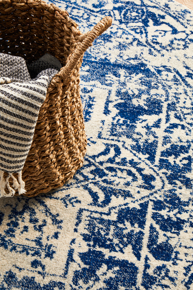 Summon Horizon White Navy Transitional Round Rug