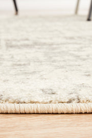 Summon Dream White Silver Transitional Round Rug