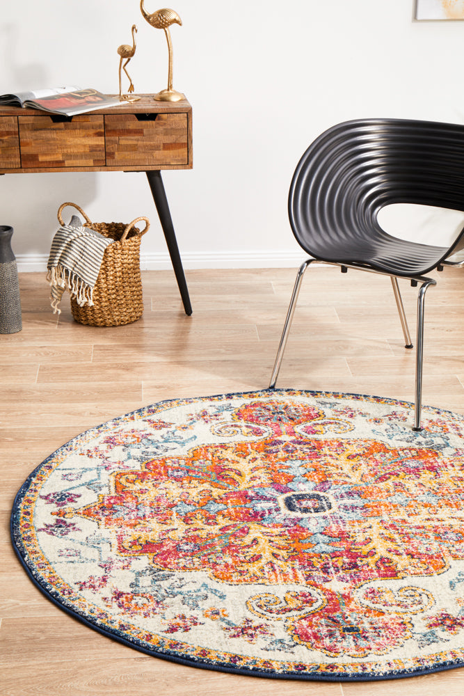Summon Carnival White Transitional Round Rug