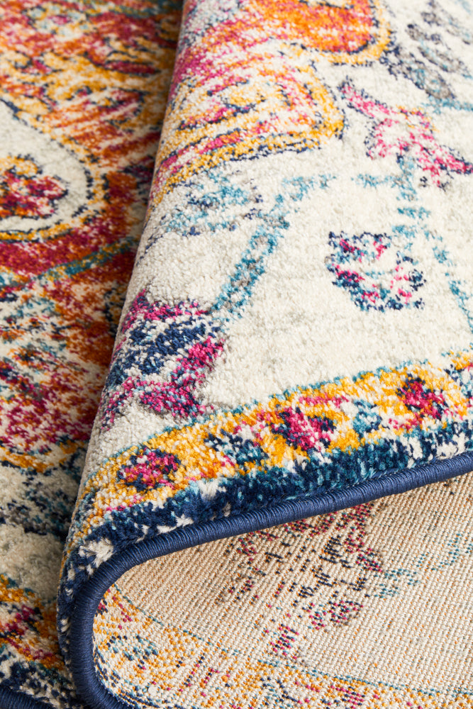 Summon Carnival White Transitional Round Rug