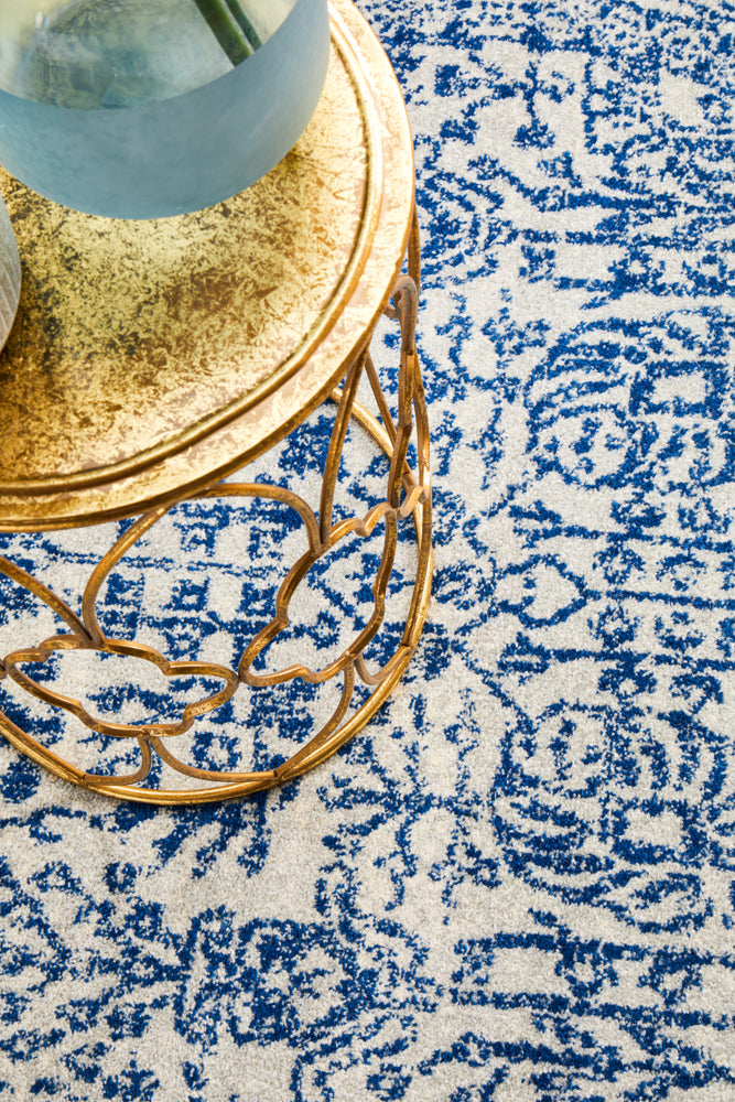 Summon Frost Blue Transitional Round Rug