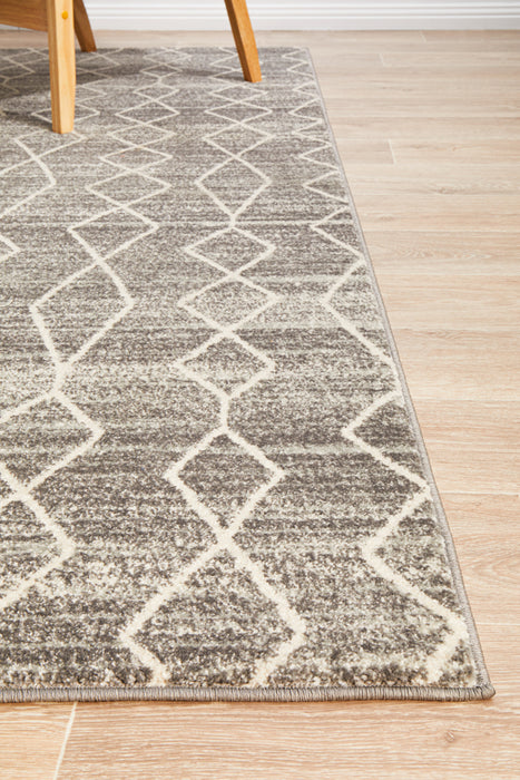 Summon Remy Silver Transitional Rug